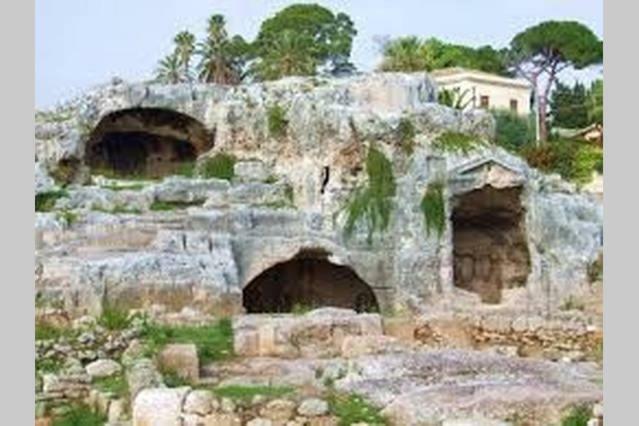 Domus 1333 Al Duomo Villa Syracuse Buitenkant foto